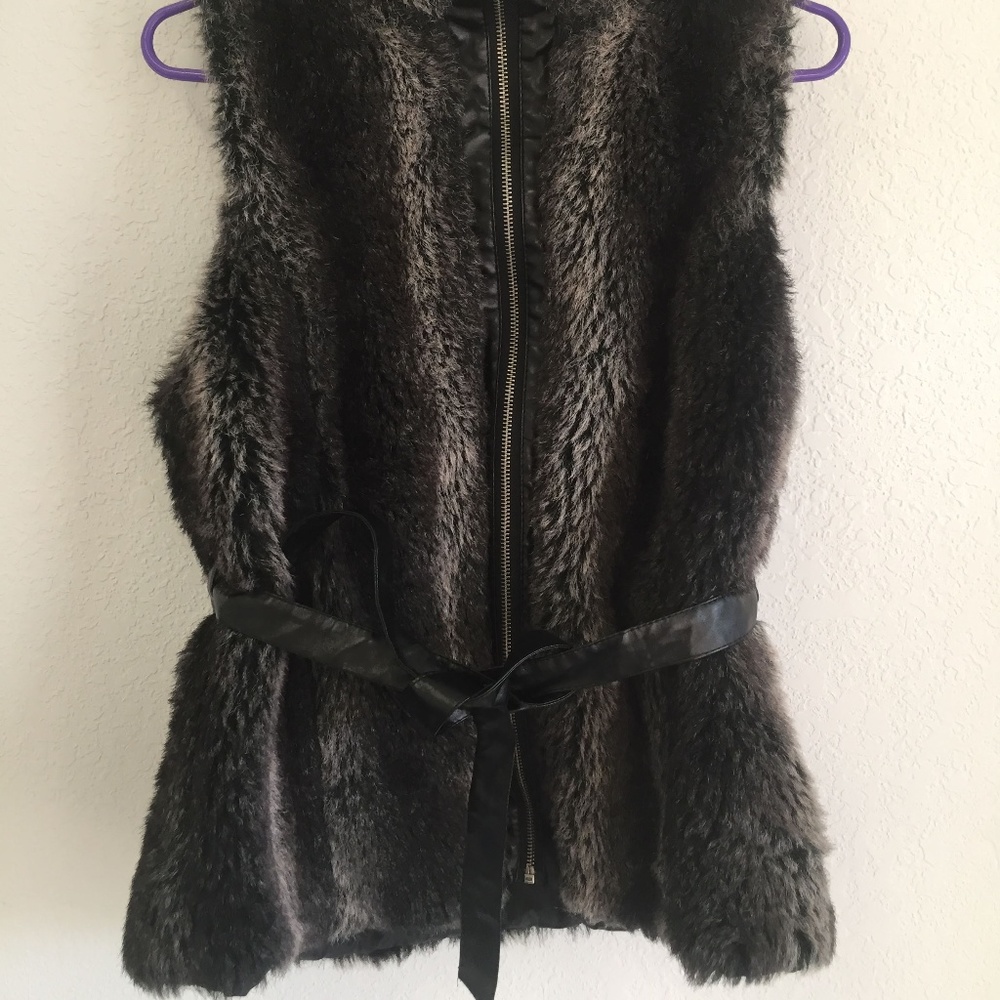 Bacci Faux Fur Vest - Picture 3 of 7